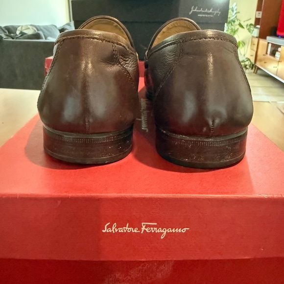 Salvatore Ferragamo “Horse -Bit” Brown Loafer Men’s size 10 pre-owned. - Picture 5 of 10